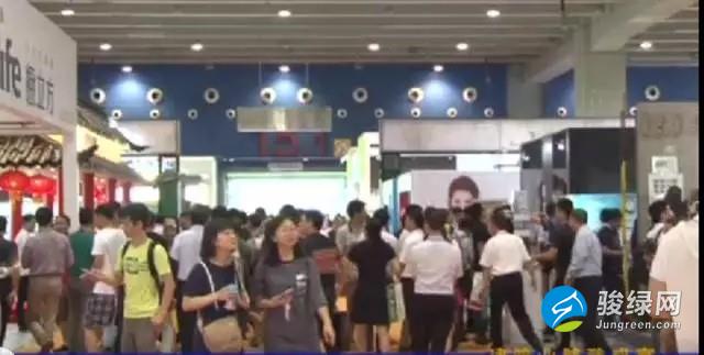 展会现场人流图1